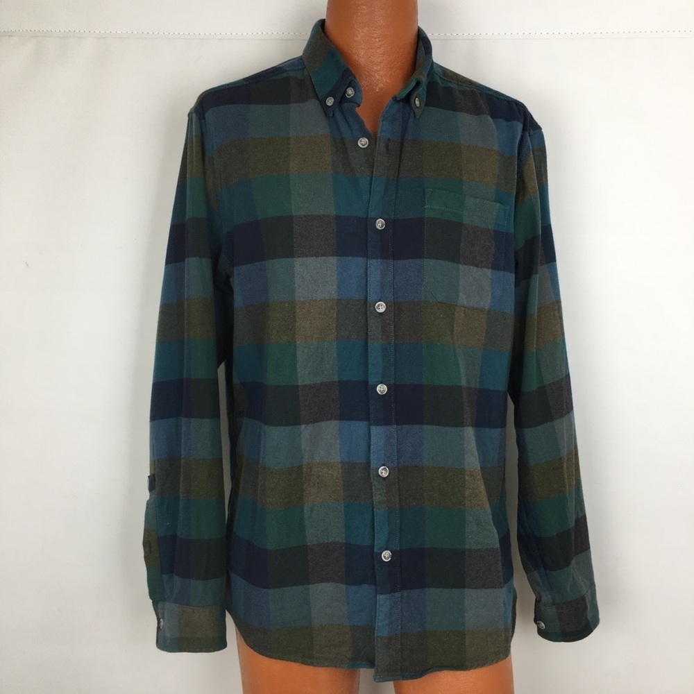 Eddie Bauer Classic Fit Flannel Shirt Mens Size Large Teal Blue Green Plaid